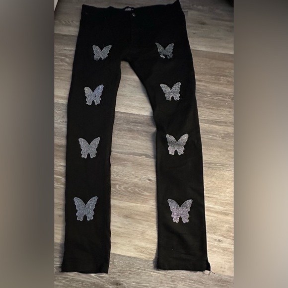 Outsiderz Btfly Denim Men jeans are a size 38. - Picture 2 of 6